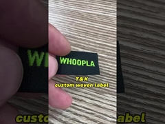 맞춤형 의류 직물 수직 라벨 목걸이 맞춤형 의류 수직 로고 태그 지원 Cus